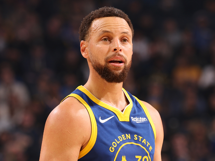 49图库官网-库里27+7勇士17分大逆转尼克斯 巴特勒32+8唐斯17+20